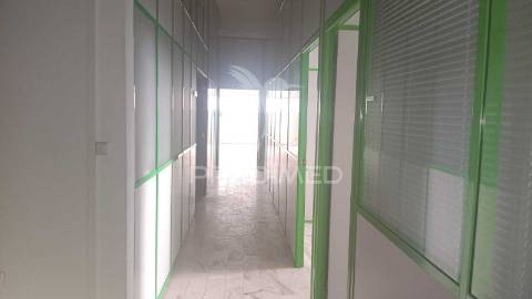 Edifício industrial 1030m2 na venda nova, amadora.