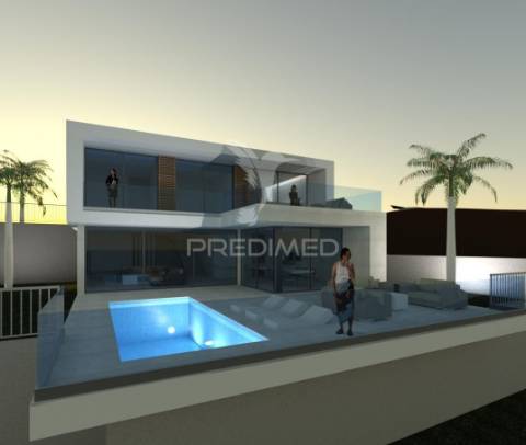 Terreno com projeto aprovado  moradia t3 com piscina "chave na mão"