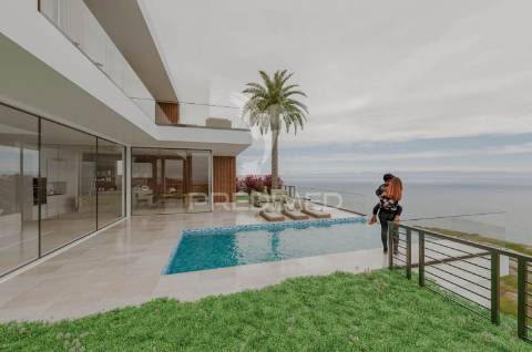 Terreno com projeto aprovado  moradia t3 com piscina "chave na mão"