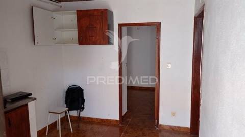 Casa na aldeia de vale das mós, abrantes