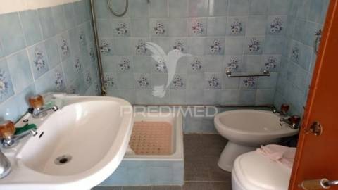 Casa na aldeia de vale das mós, abrantes