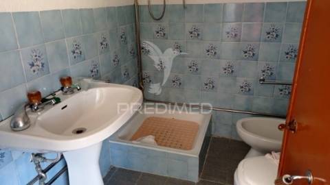 Casa na aldeia de vale das mós, abrantes