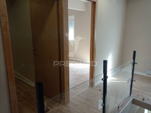 Prédio centro de montargil