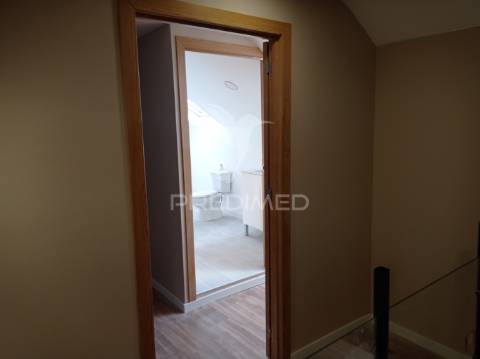 Prédio centro de montargil