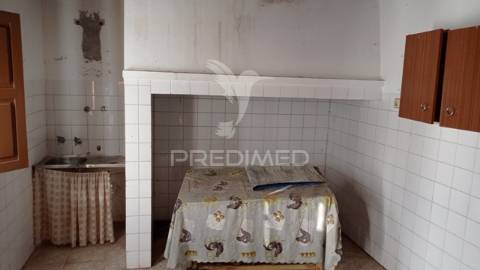 Casa típica do ribatejo, aldeia de couço