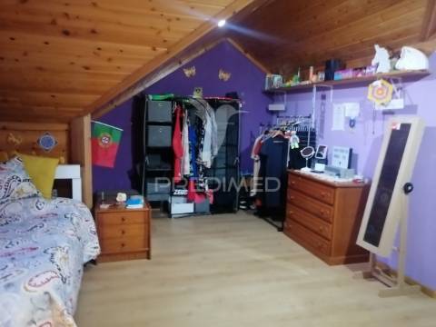 Moradia t4 com excelente localização