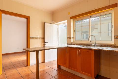 Moradia t4 +1 com anexo urbanização serra grande – palmela