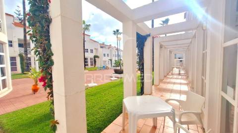 Apartamento t0 em empreendimento turistico - albufeira