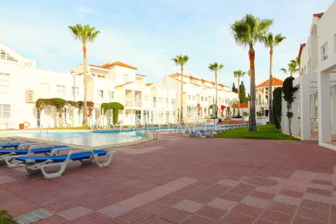 Apartamento t0 em empreendimento turistico - albufeira