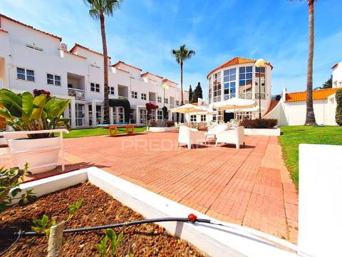 Apartamento t0 em empreendimento turistico - albufeira