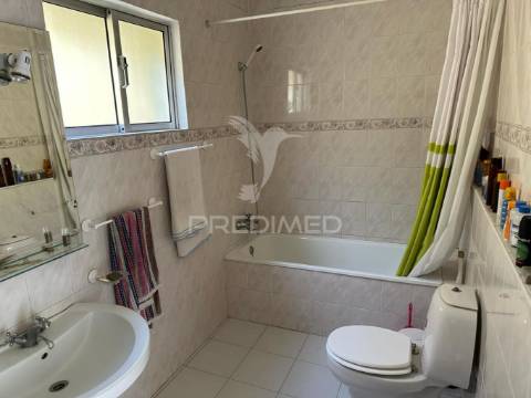 Moradia t3 c/ terreno de 2000m2