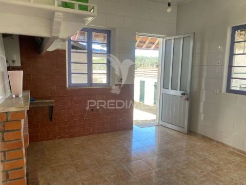 Moradia t3 c/ terreno de 2000m2