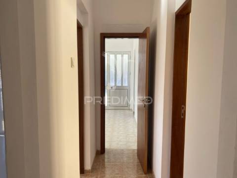 Moradia t3 c/ terreno de 2000m2