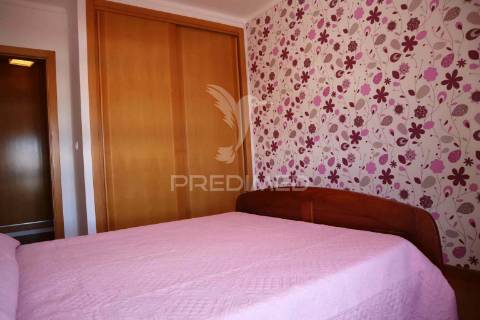 Apartamento t3 para arrendar todo o ano, com garagem