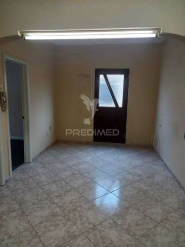 Moradia t4 na praia da vitória – santa cruz