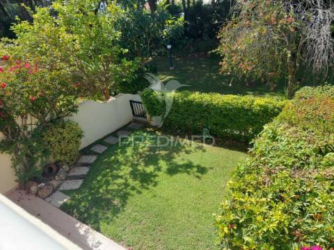 Vilamoura - moradia em condominio com piscina  / house with 3 bedrooms