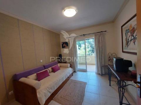 Vilamoura - moradia em condominio com piscina  / house with 3 bedrooms