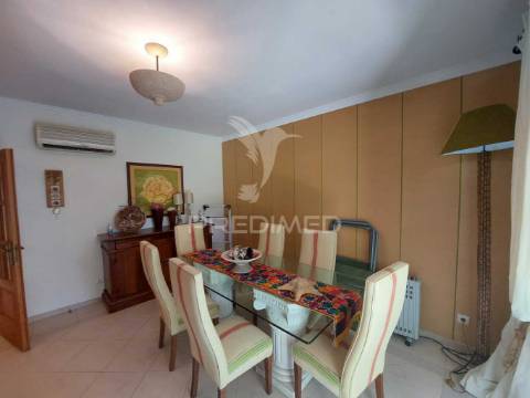 Vilamoura - moradia em condominio com piscina  / house with 3 bedrooms