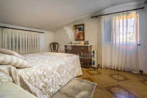 Moradia t10 - bifamiliar