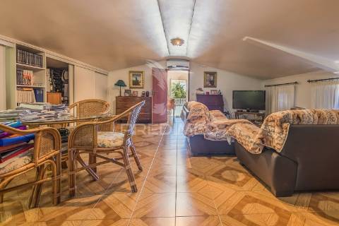 Moradia t10 - bifamiliar