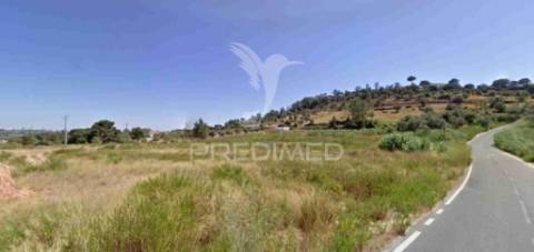 Unidade industrial para recuperar em santarém