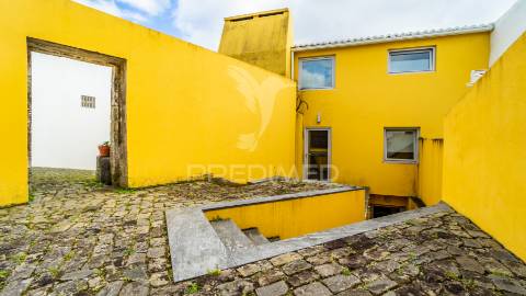 Residência exclusiva em angra do heroísmo