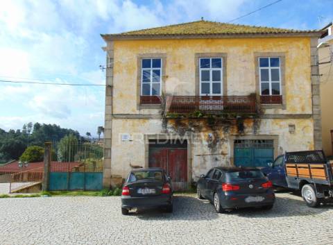 Azenha para recuperar em abaças - vila real