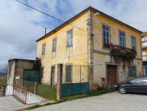 Azenha para recuperar em abaças - vila real