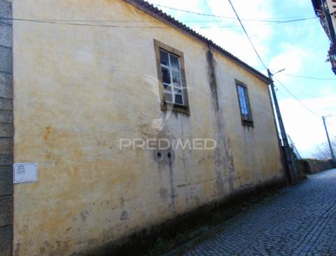 Azenha para recuperar em abaças - vila real