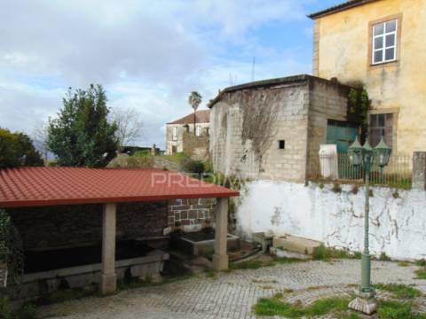 Azenha para recuperar em abaças - vila real