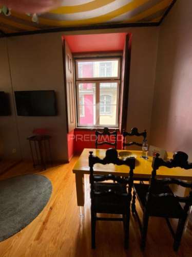 Baixa de lisboa apartamento t2  com 3 casas de banho