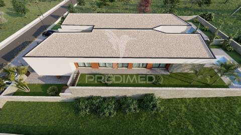 Terreno c/projeto aprovado para 2 moradias