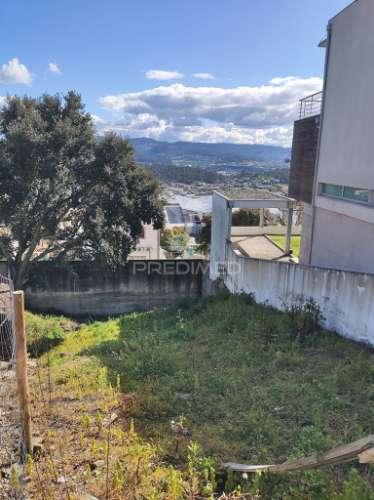 Terreno moreira de cônegos