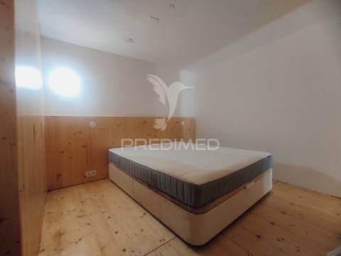 Apartamento t1, entre a baixa de lisboa e o castelo são jorge