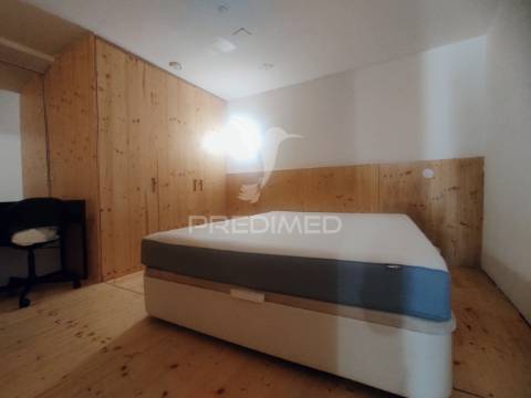 Apartamento t1, entre a baixa de lisboa e o castelo são jorge