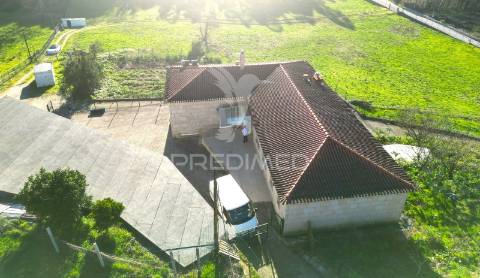 Quinta com 11 hectares, em guimarães