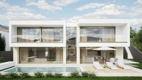 Moradia 3 suítes piscina e localização privilegiada!