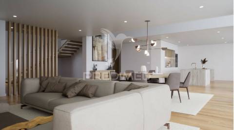 Moradia 3 suítes piscina e localização privilegiada!