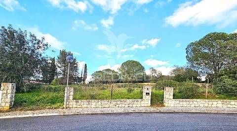 Excelente terreno urbano 1.628 m2 em condominio - portimão