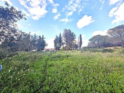 Excelente terreno urbano 1.628 m2 em condominio - portimão