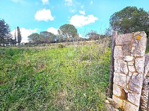 Excelente terreno urbano 1.628 m2 em condominio - portimão