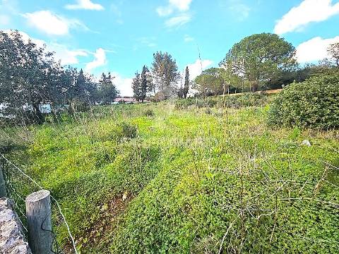 Excelente terreno urbano 1.628 m2 em condominio - portimão