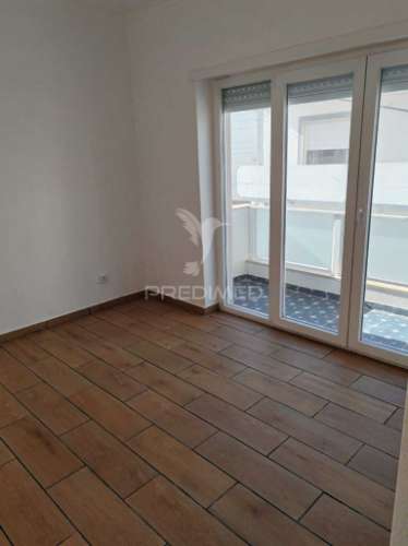 Apartamento t2 são martinho do porto