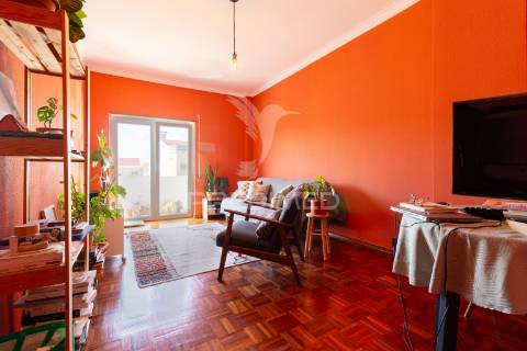 Apartamento t1+1 - 220.000 € - cova da piedade - almada