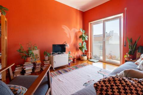 Apartamento t1+1 - 220.000 € - cova da piedade - almada