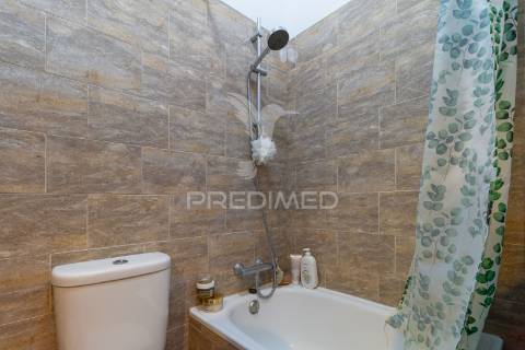 Apartamento t1+1 - 220.000 € - cova da piedade - almada