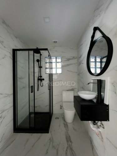 Moradia t3 + restaurante, próximo de caldas da rainha e salir do porto