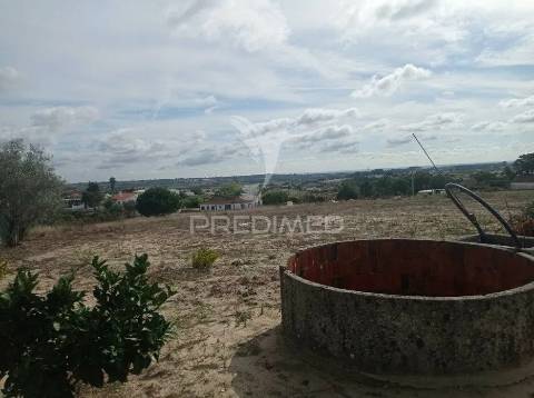 Lote de terreno para construção na lapa (cartaxo)