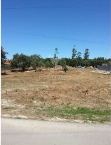 Lote de terreno para construção industrial em turquel