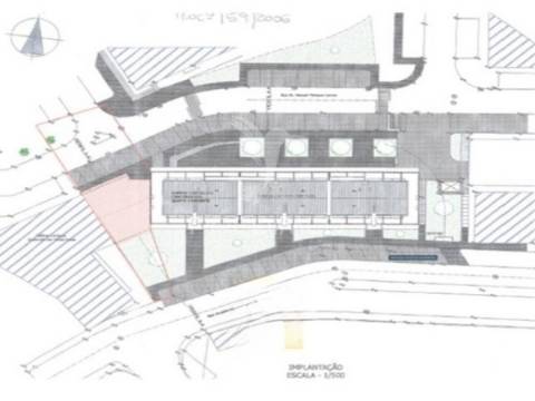 Moradia t4 com terreno no centro da vila de albergaria-a-velha, aveiro
